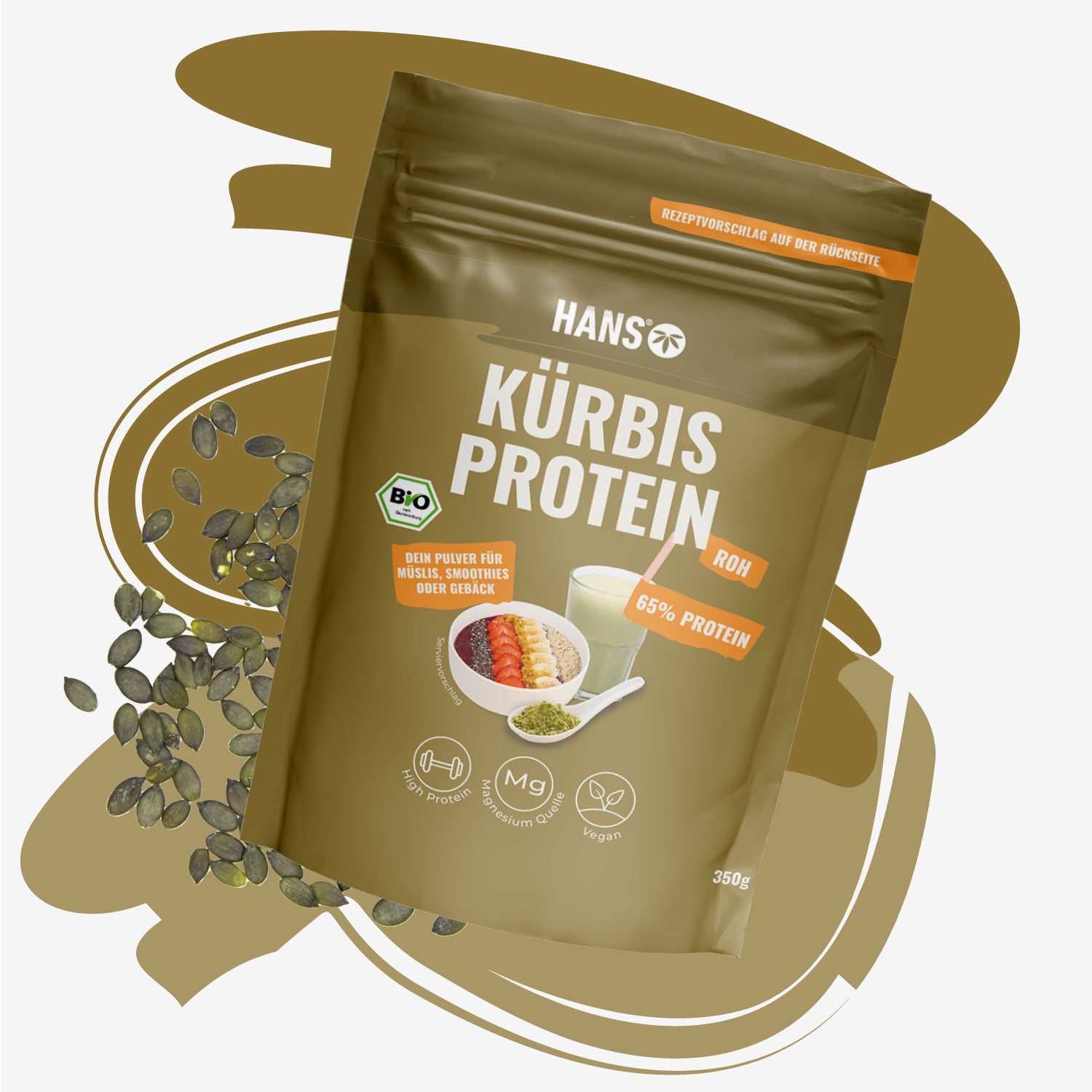 Fotografie produktu: dýňový proteinový prášek Hans, 350g sáček s dýňovými semínky, návrhy receptů na smoothie a müsli, vysoce kvalitní organický produkt v zemitých tónech a veganském designu.
