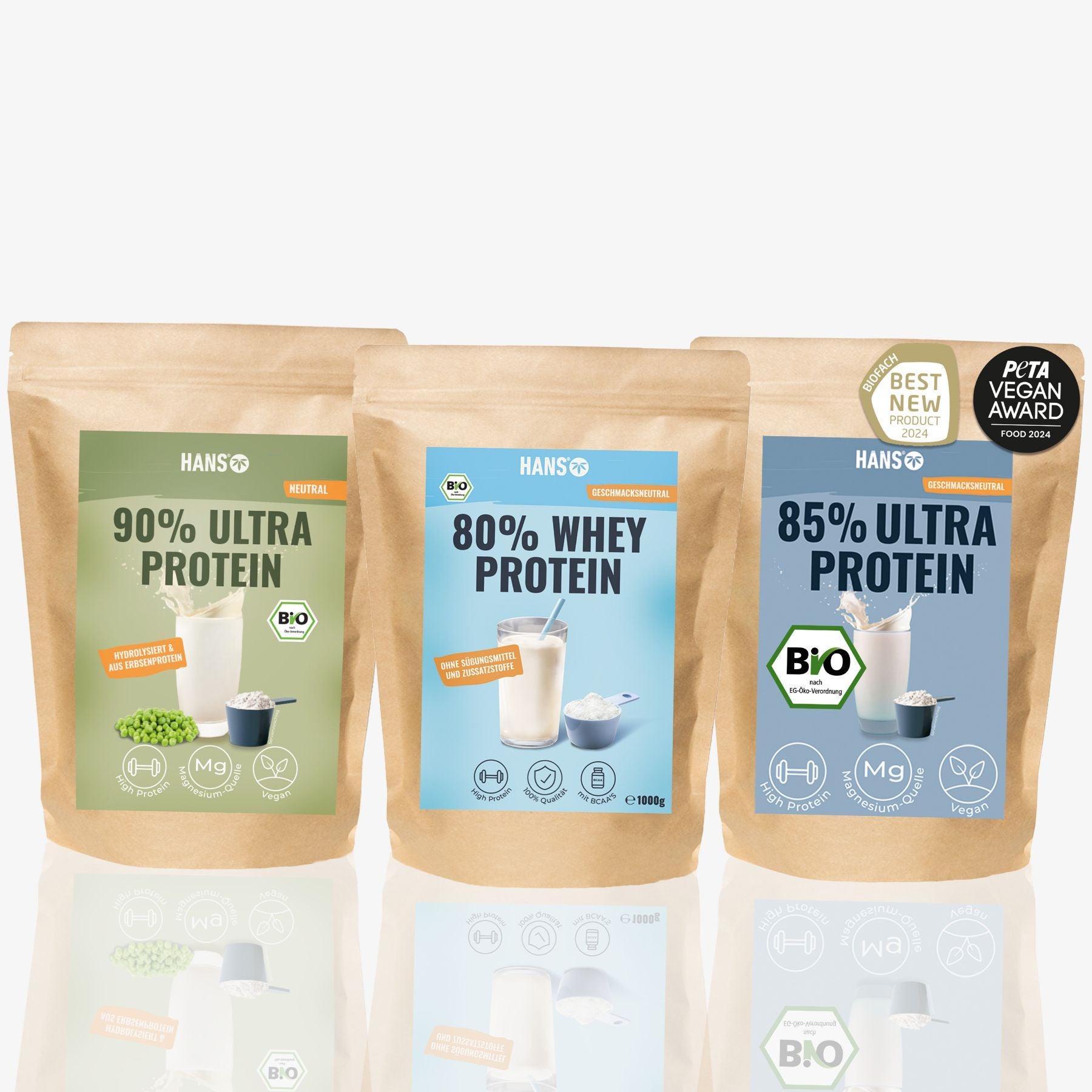 Hanso product photography shows three brown protein powder sachets with 90%, 80% and 85% protein content, pea protein, whey protein and vegan options, as well as green peas and measuring cups on blue backgrounds
